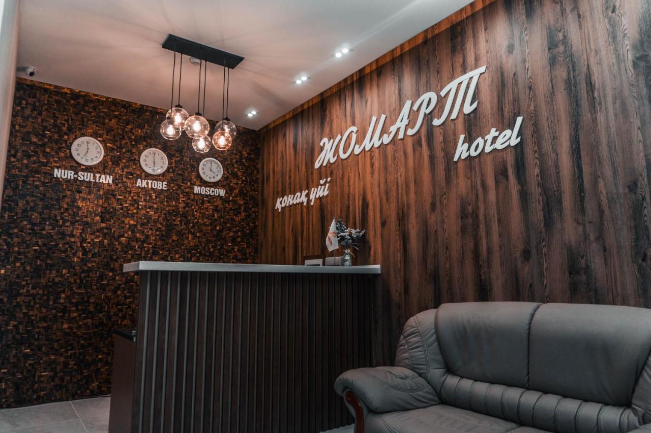Жомарт Hotel Aqtöbe Exterior foto